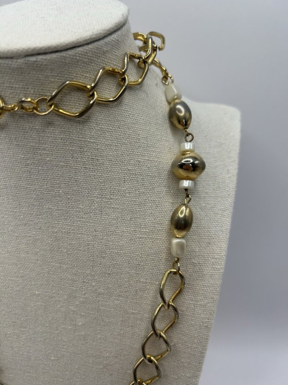 Vintage Gold Tone Metal Bead Chain Necklace Long Link Station Statement Boho Fun - Picture 7 of 13